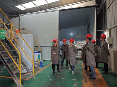 省飼料專家組到我縣開展飼料生產(chǎn)許可證續(xù)展指導(dǎo)工作